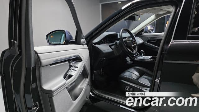 Land Rover Range Rover Evoque 2022 — Şəkil 31/34