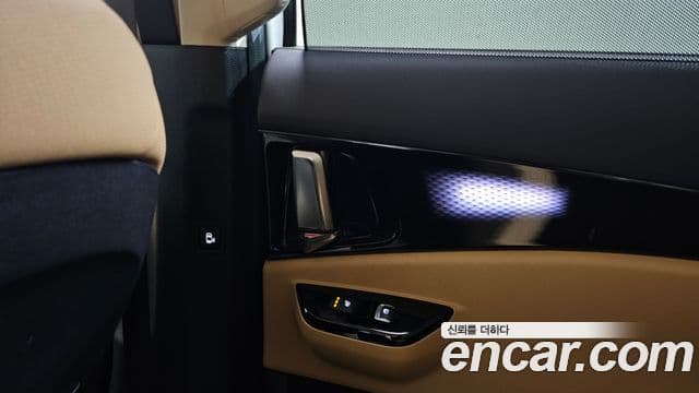 Kia Carnival 2022 — Фото 19/20