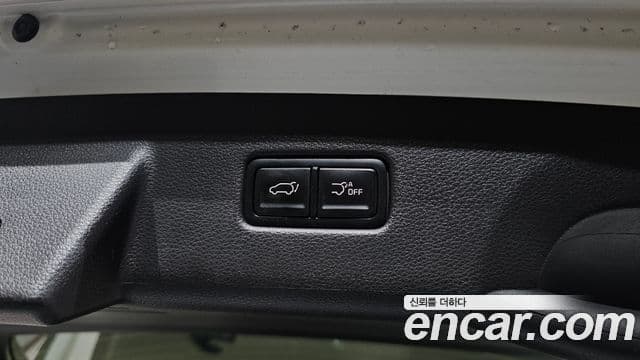 Kia Carnival 2022 — Şəkil 22/35