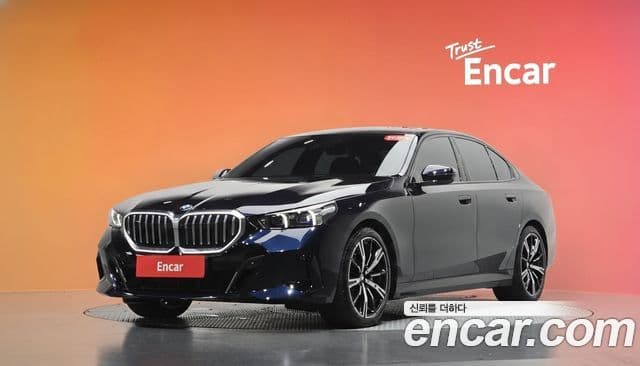 BMW 5 Series 2026 — Photo 16/33