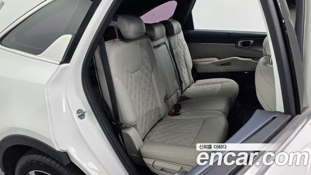 Kia Sorento 2021 — Фото 12/20