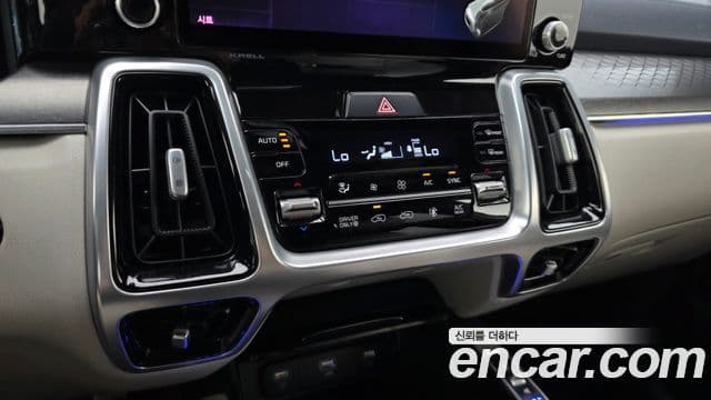 Kia Sorento 2021 — Фото 18/20