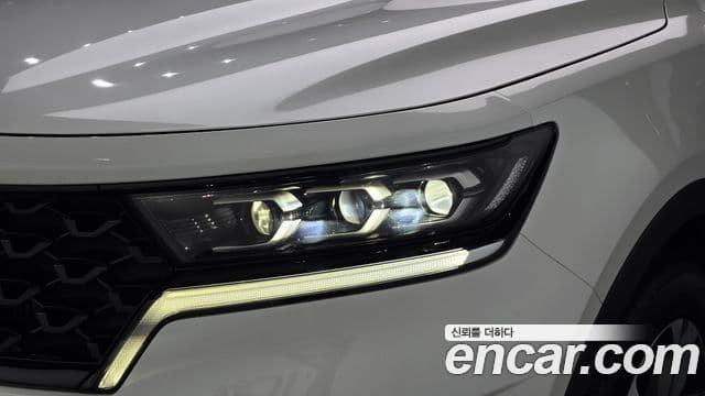 Kia Sorento 2021 — Şəkil 32/35
