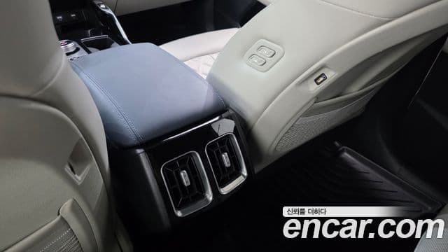 Kia Sorento 2021 — Şəkil 13/35