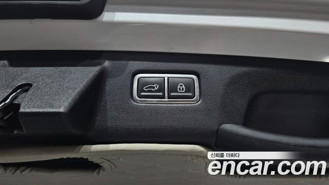 Kia Sorento 2021 — Şəkil 28/35