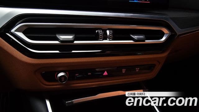 BMW 3 Series 2023 — Фото 19/20