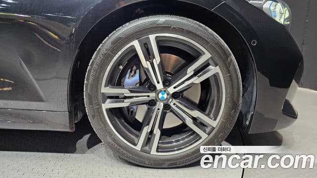 BMW 3 Series 2023 — Photo 6/34