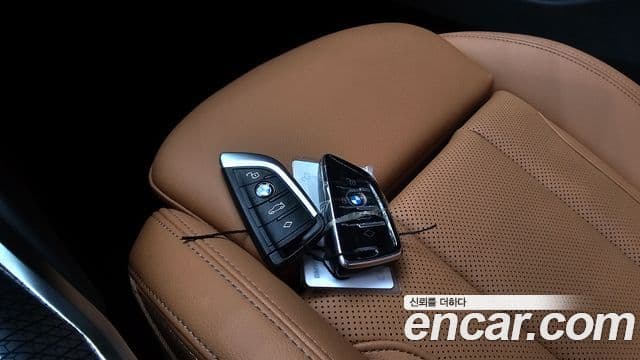 BMW 3 Series 2023 — Photo 16/34