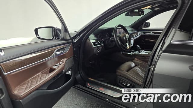 BMW 7 Series 2019 — Şəkil 7/20