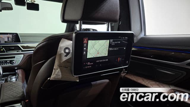 BMW 7 Series 2019 — Şəkil 9/20