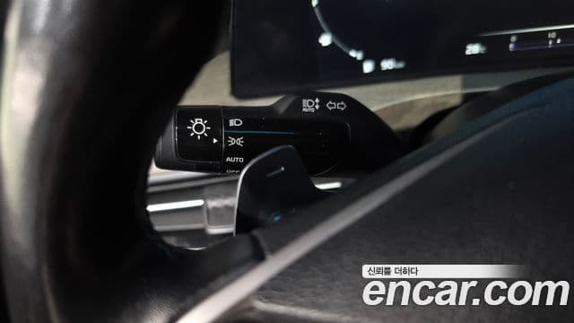 Kia K8 2022 — Şəkil 30/32