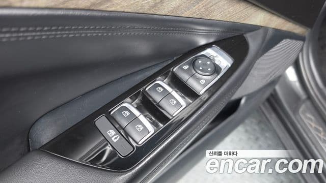Kia K8 2022 — Şəkil 12/32