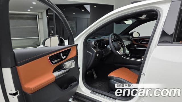 Mercedes-Benz GLC-Class 2024 — Photo 31/32