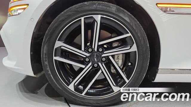 Genesis G80 2024 — ფოტო 28/33