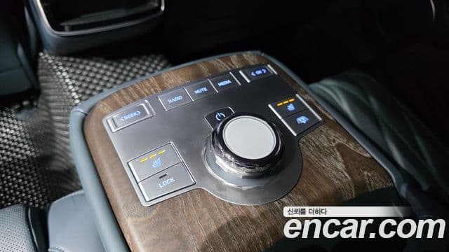 Genesis G80 2024 — ფოტო 10/33