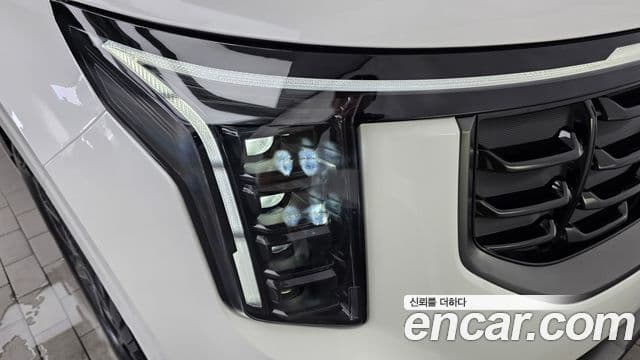 Kia Carnival 2025 — ფოტო 35/36