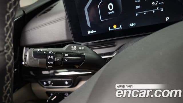 Kia Carnival 2025 — ფოტო 22/36