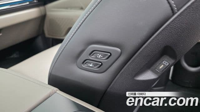 Kia Carnival 2025 — ფოტო 11/36