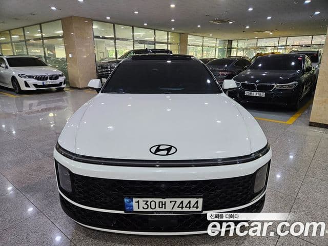 Hyundai Grandeur Hybrid 2022 — ფოტო 20/20