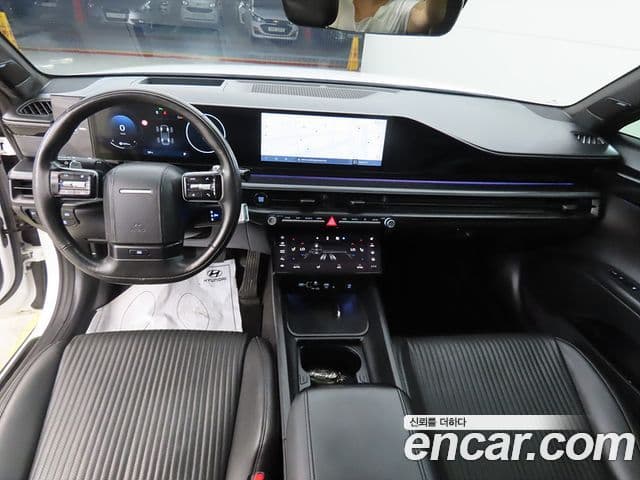 Hyundai Grandeur Hybrid 2022 — ფოტო 17/20
