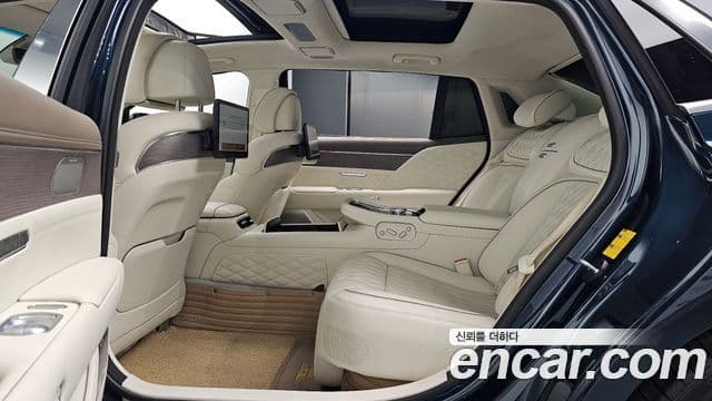 Genesis G90 2022 — ფოტო 6/20