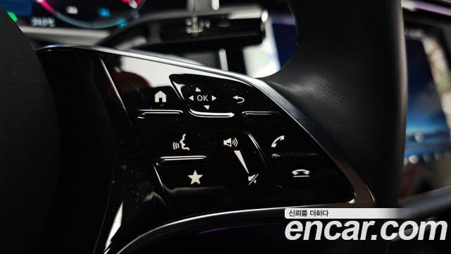 Mercedes-Benz E-Class 2024 — ფოტო 21/35