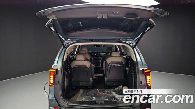 Kia Carnival 2024 — Фото 20/20