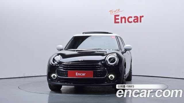 Mini Cooper Clubman 2023 — ფოტო 8/35