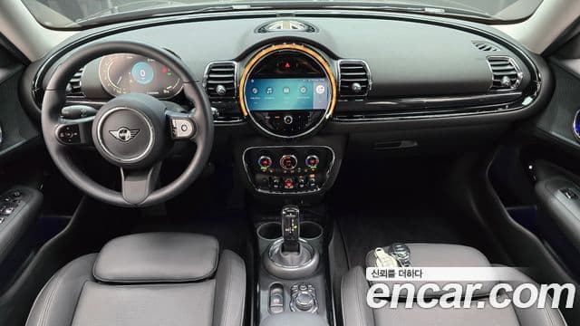 Mini Cooper Clubman 2023 — ფოტო 2/35