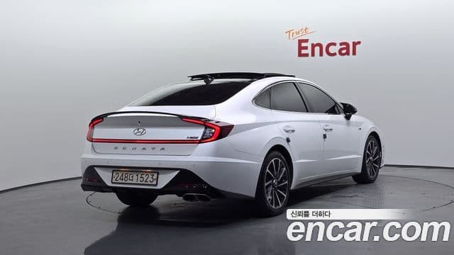 Hyundai Sonata 2019 — Фото 2/20