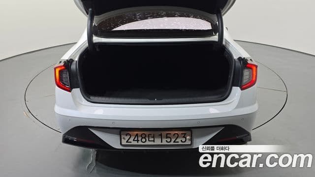 Hyundai Sonata 2019 — Фото 17/20