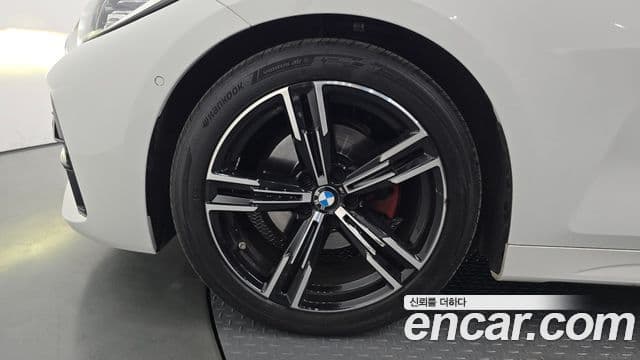 BMW 4 Series 2023 — Photo 6/20