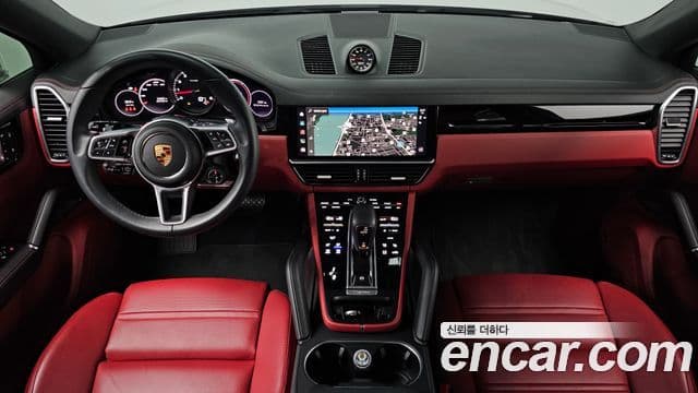 Porsche Cayenne 2023 — Şəkil 38/39