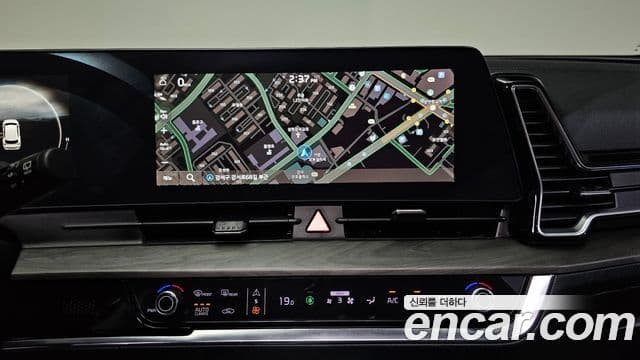 Kia Sportage 2021 — Фото 14/20