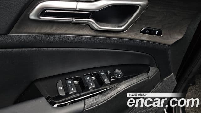 Kia Sportage 2021 — Фото 17/20