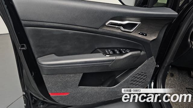 Kia Sportage 2021 — ფოტო 20/35