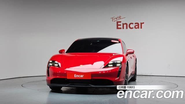 Porsche Taycan 2021 — ფოტო 37/39