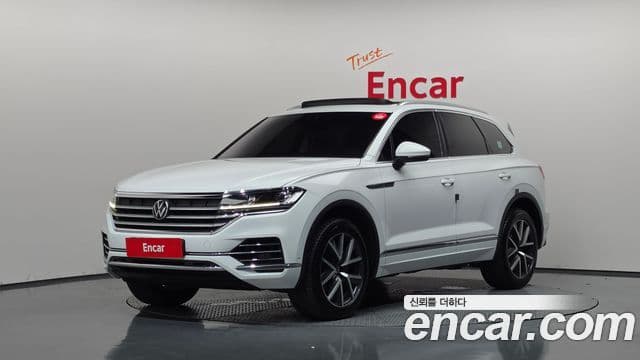 Volkswagen Touareg 2021 — Фото 1/20