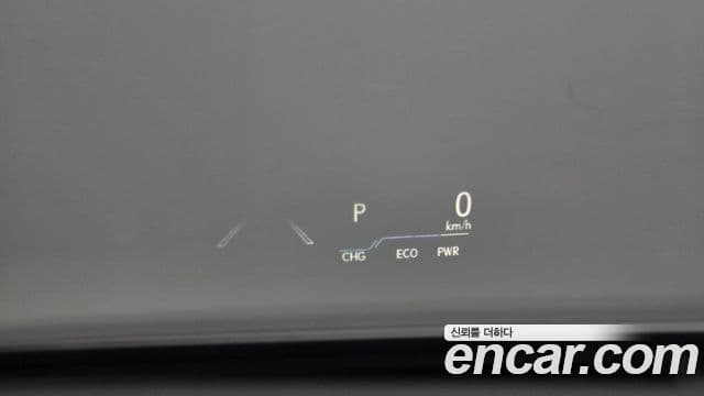 Lexus ES300h 2022 — ფოტო 33/37