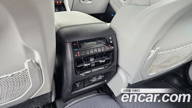 Jeep Grand Cherokee 2022 — Şəkil 1/33