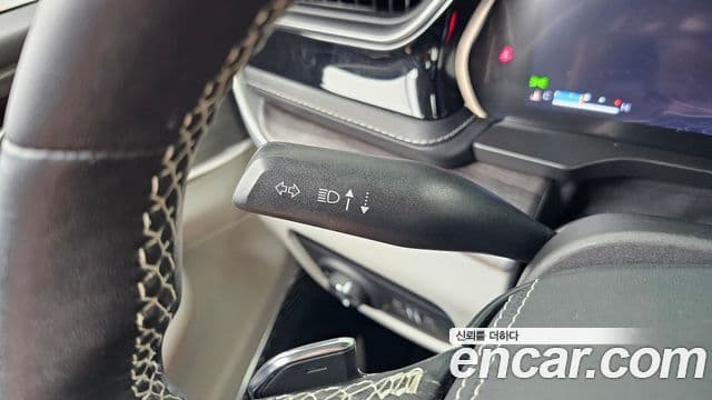 Jeep Grand Cherokee 2022 — Şəkil 10/33