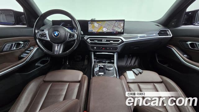 BMW 3 Series 2023 — Photo 14/33