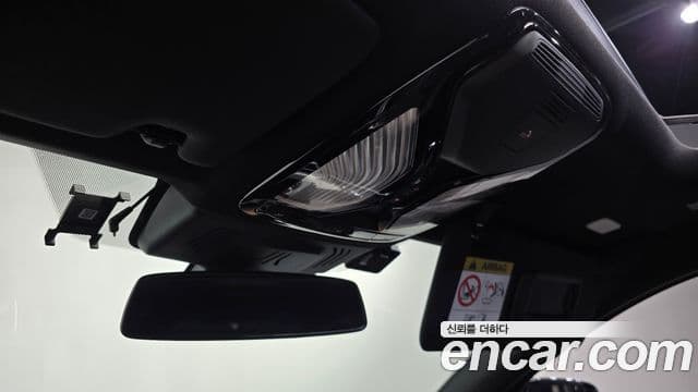 BMW 3 Series 2023 — Photo 22/33