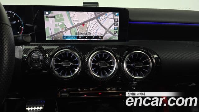 Mercedes-Benz A-Class 2021 — Photo 31/32