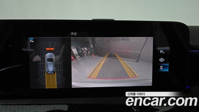 Mercedes-Benz A-Class 2021 — Photo 7/32