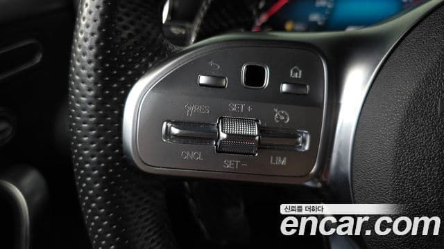 Mercedes-Benz A-Class 2021 — Photo 20/32