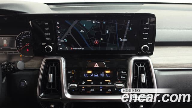 Kia Sorento 2021 — Фото 13/20