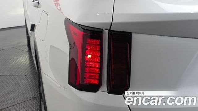 Kia Sorento 2021 — Şəkil 28/33