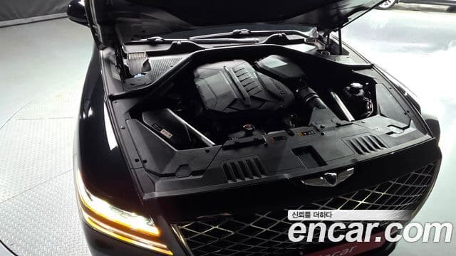 Genesis GV80 2020 — ფოტო 14/32