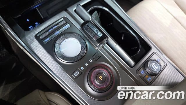 Genesis GV80 2020 — ფოტო 26/32